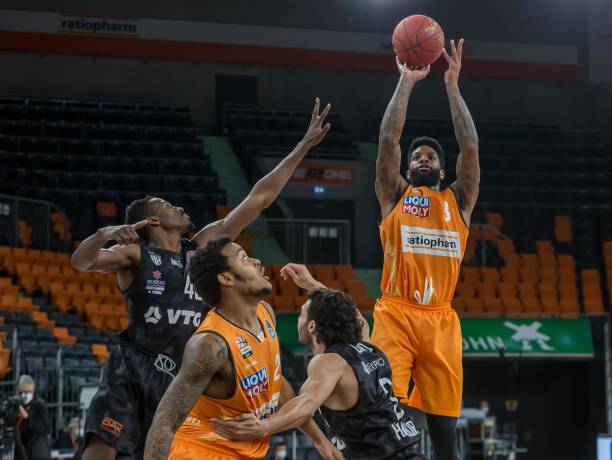 悲观言论虽 悲观言论虽