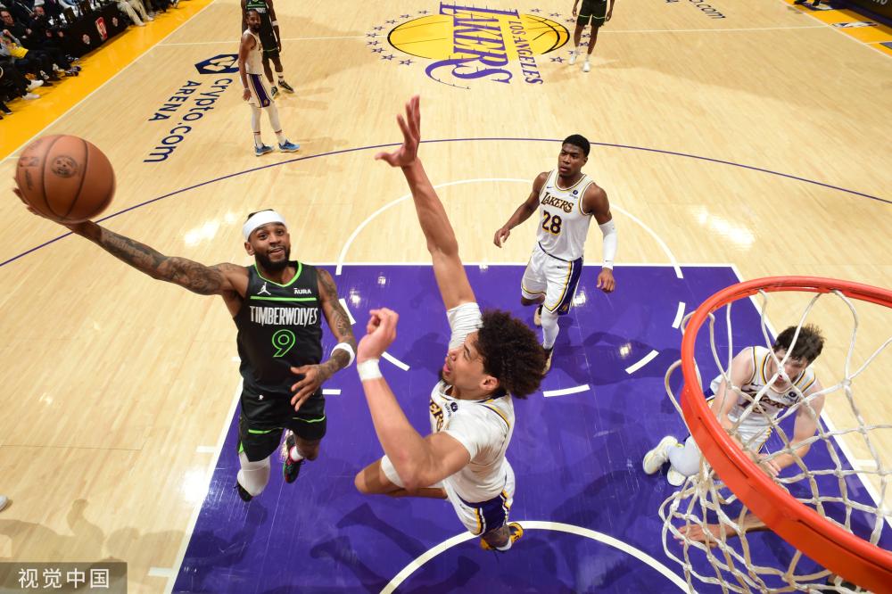 球队在面对 球队在面对