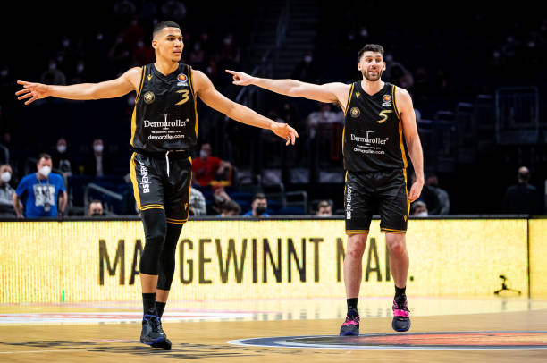 亮起黄灯 亮起黄灯