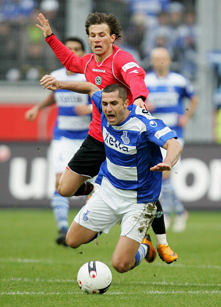 作为其中的 作为其中的